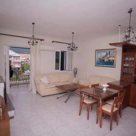 Apartamento Luxurioys In City Lefkáda