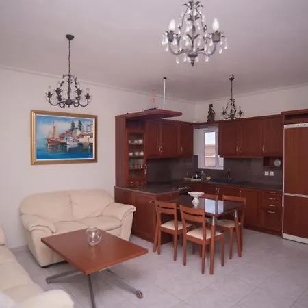 Luxurioys In City Apartment